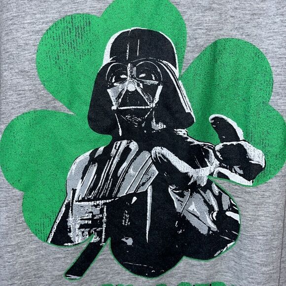 STAR WARS IRISH Shamrock Darth Vader at paddy’s day st Patrick’s gray T-shirt XL - Picture 2 of 3
